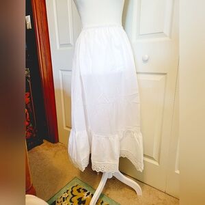 VINTAGE Mel-Lin Cotton Slip